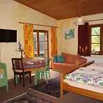 Homestay Gaestehaeuser Eva_maria Und Reinha